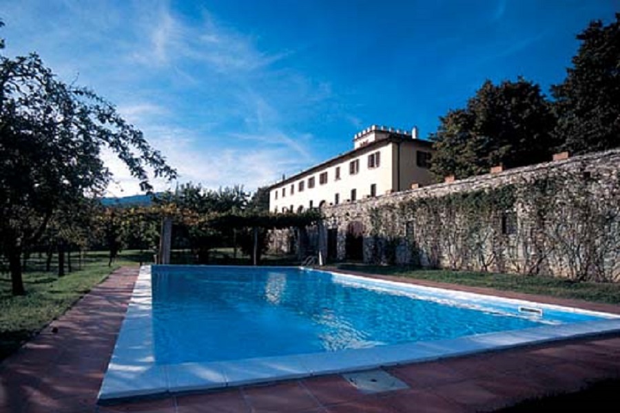 08_piscina_villa_palagio_colognole_chianti_rufina_toscana.jpg